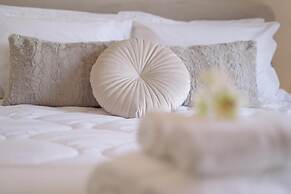 Helen Sweet Home in Kounoupidiana