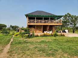 Ishasha Pride Lodge