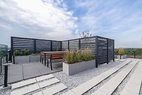 Tauron Arena Crakow Apartment by Renters