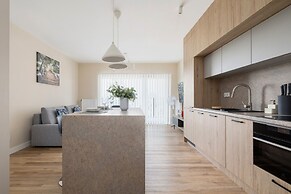 Tauron Arena Crakow Apartment by Renters