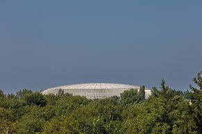 Tauron Arena Crakow Apartment by Renters