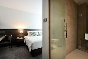 Service Residence at Stevens