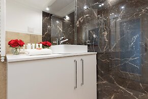 Czerniakowska 131 by Renteres Prestige