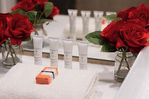 Czerniakowska 131 by Renteres Prestige