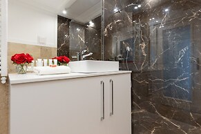 Czerniakowska 131 by Renteres Prestige