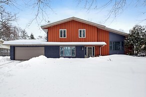 Minne-getaway, Designer Stay South Of The River