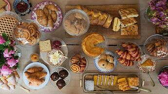 Areadocks Boutique Hotel