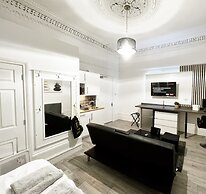 Erin Court Mansion -Suite 11