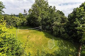 Cottage with pool playground and privacy