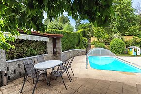 Cottage with pool playground and privacy