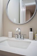 GLOBALSTAY Modern 4Br TH near Green Park