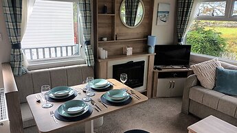 Project Binka - Luxury Caravan / Lodge 2 Bedrooms