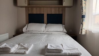 Project Binka - Luxury Caravan / Lodge 2 Bedrooms