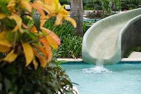 Crowne Plaza Fiji Nadi Bay Resort & Spa by IHG