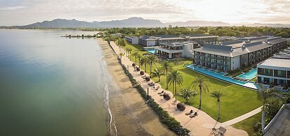 Crowne Plaza Fiji Nadi Bay Resort & Spa by IHG