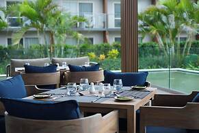 Crowne Plaza Fiji Nadi Bay Resort & Spa by IHG