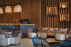 Crowne Plaza Fiji Nadi Bay Resort & Spa by IHG