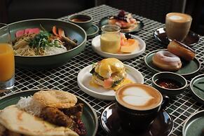 Crowne Plaza Fiji Nadi Bay Resort & Spa by IHG