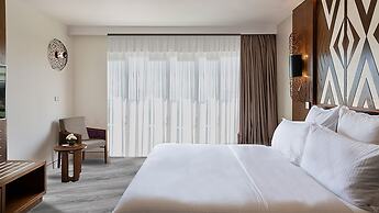 Crowne Plaza Fiji Nadi Bay Resort & Spa by IHG