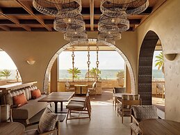 Crowne Plaza Fiji Nadi Bay Resort & Spa by IHG