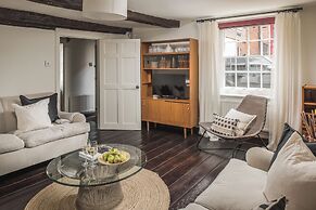 Lovely 3-bed House in West Malling, Kent