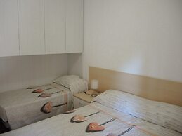 Luminous Seaside Flat for 5 Guests - Beahost