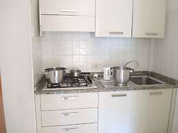 Luminous Seaside Flat for 5 Guests - Beahost