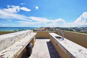 Singular Joy by Casago