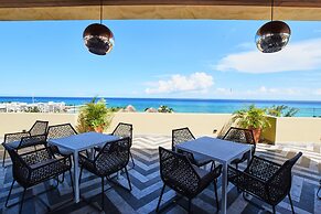 Singular Joy by Casago