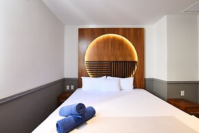 Singular Joy by Casago