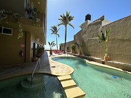 Marthas Suites & Hotel