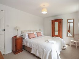 Horseshoe Cottage