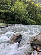 Meydan Şelale Dağ Evi