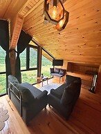 Meydan Şelale Dağ Evi