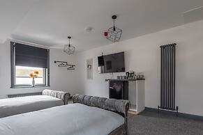 Residency hotel and Bar