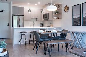 Slopes and Green by Revelstoke Vacations