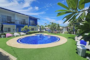 Casa Blu Hotel & Resort