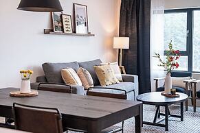 The Selkirk House by Revelstoke Vacations