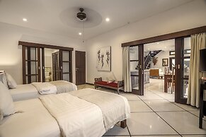 Villa Gading by Alfred in Bali