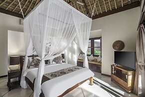 Villa Gading by Alfred in Bali