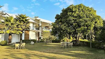 juSTa Lazy Haven Corbett