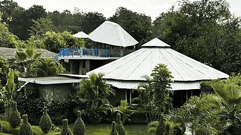 juSTa Lazy Haven Corbett