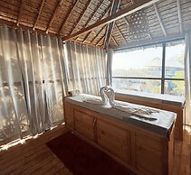 juSTa Lazy Haven Corbett