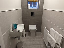 Places to Stay in Darlington With Free Parking