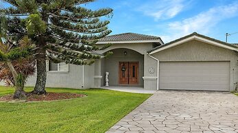 Luxury Waterfront Home With Pool 3 Bedroom Home by RedAwning