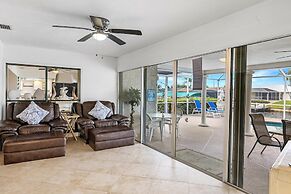 Luxury Waterfront Home With Pool 3 Bedroom Home by RedAwning