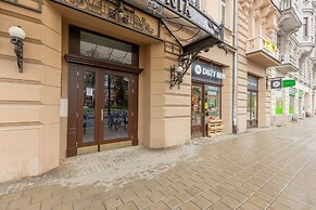 Studio Narutowicza 38 by Renters