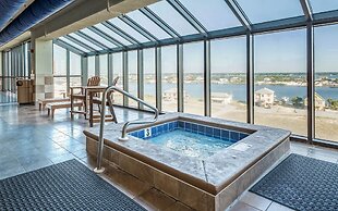 Phoenix Ix 506 2 Bedroom Condo by Redawning