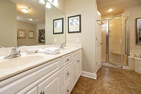 Phoenix Ix 506 2 Bedroom Condo by Redawning