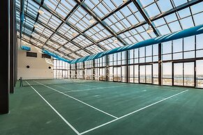 Phoenix Ix 506 2 Bedroom Condo by Redawning